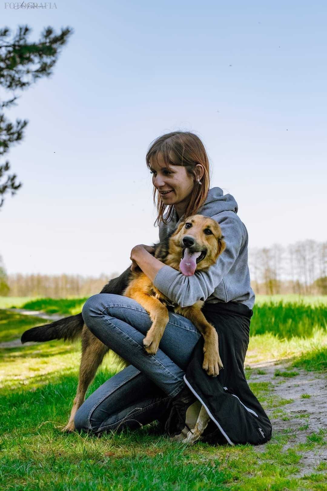 jedyne co jej znane to kojec i rodzeństwo, czy huba ma szanse na dom?