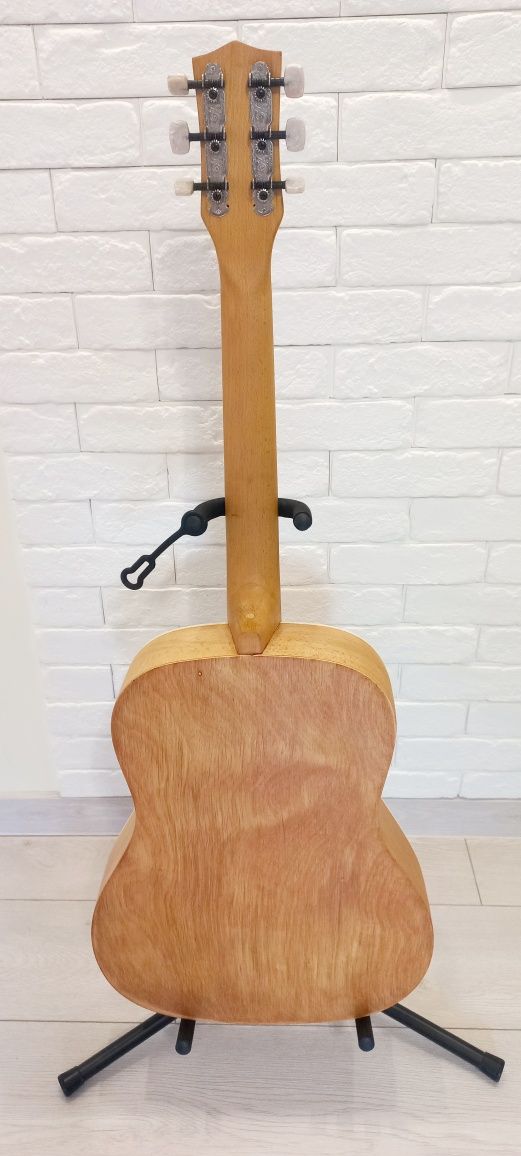 Gitara Defil. Średnia