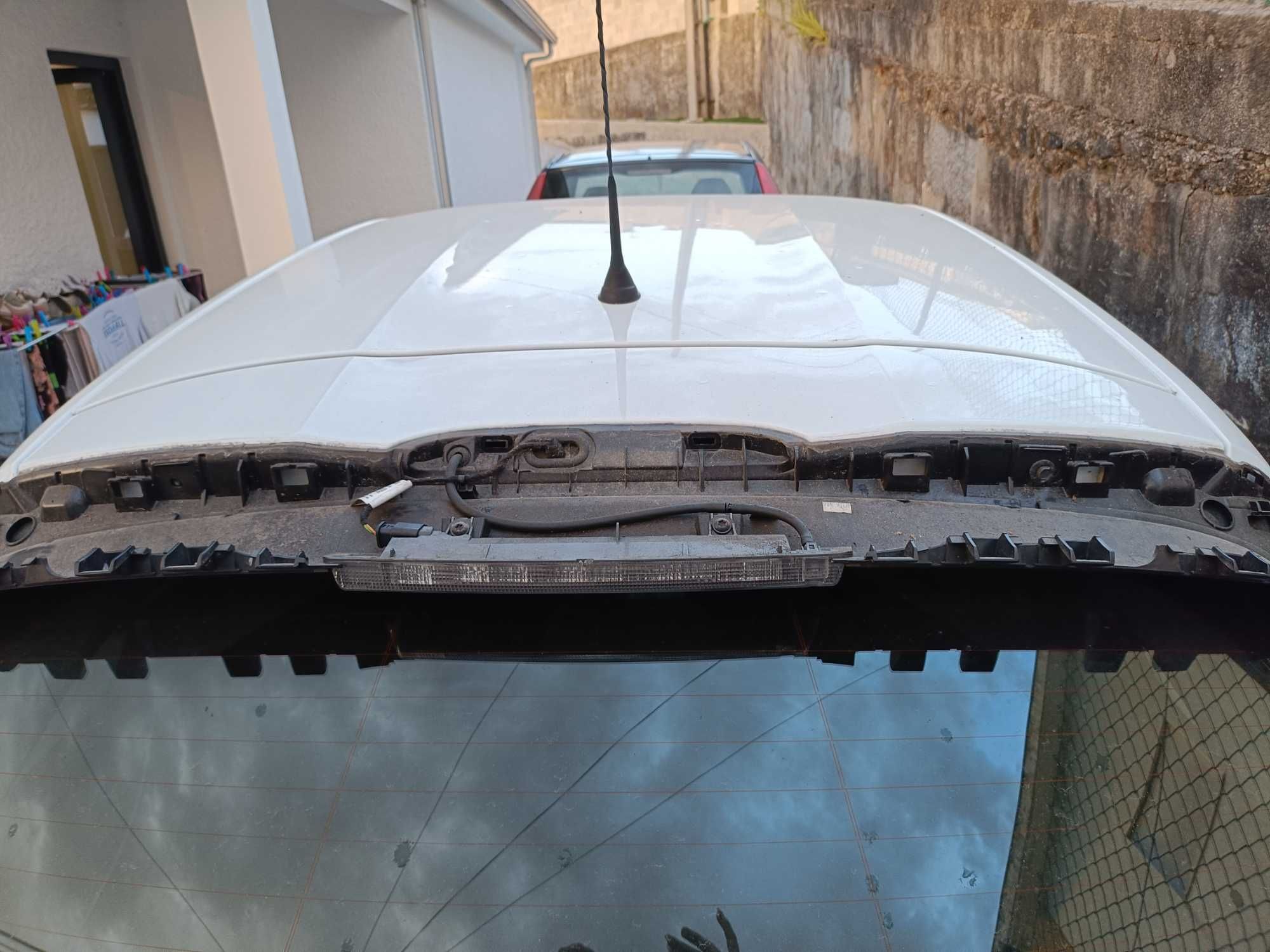 Porta da Mala Peugeot 208