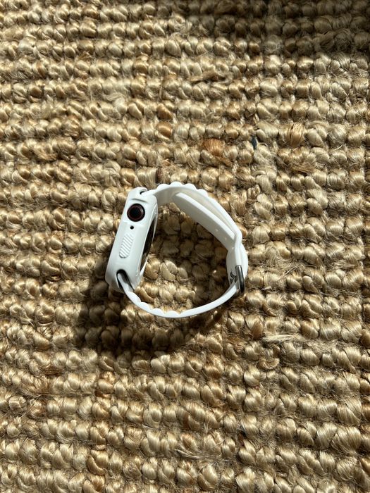 Bracelete e bumper Apple Watch 45mm. Novo por estrear