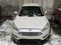 Передній бампер Форд фокус 2015-2018 / Ford Focus mk3 pnt: UG