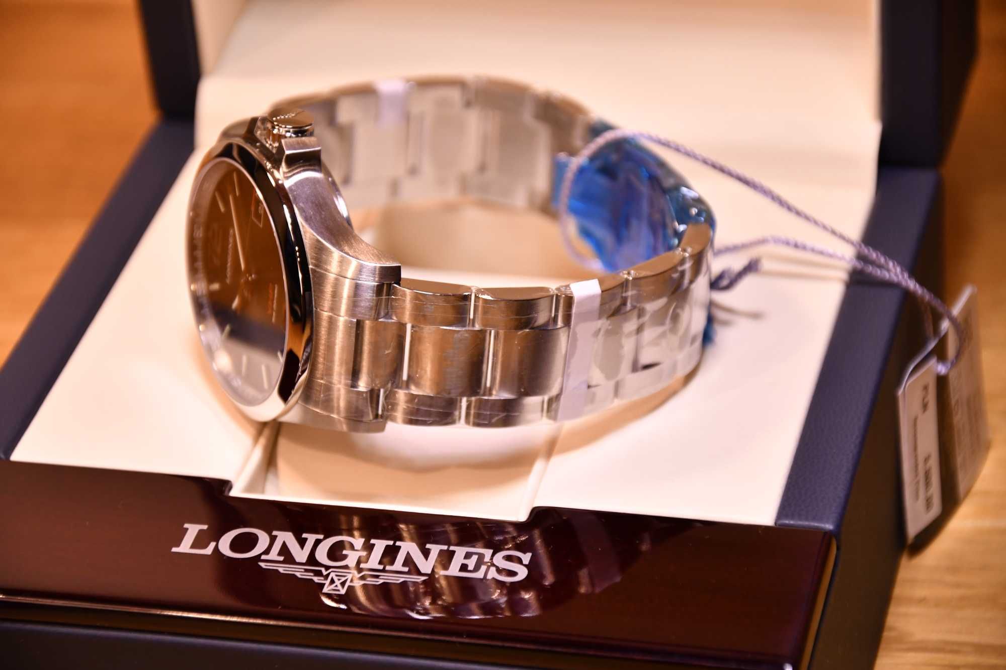 Longines Conquest V.H.P 43 mm