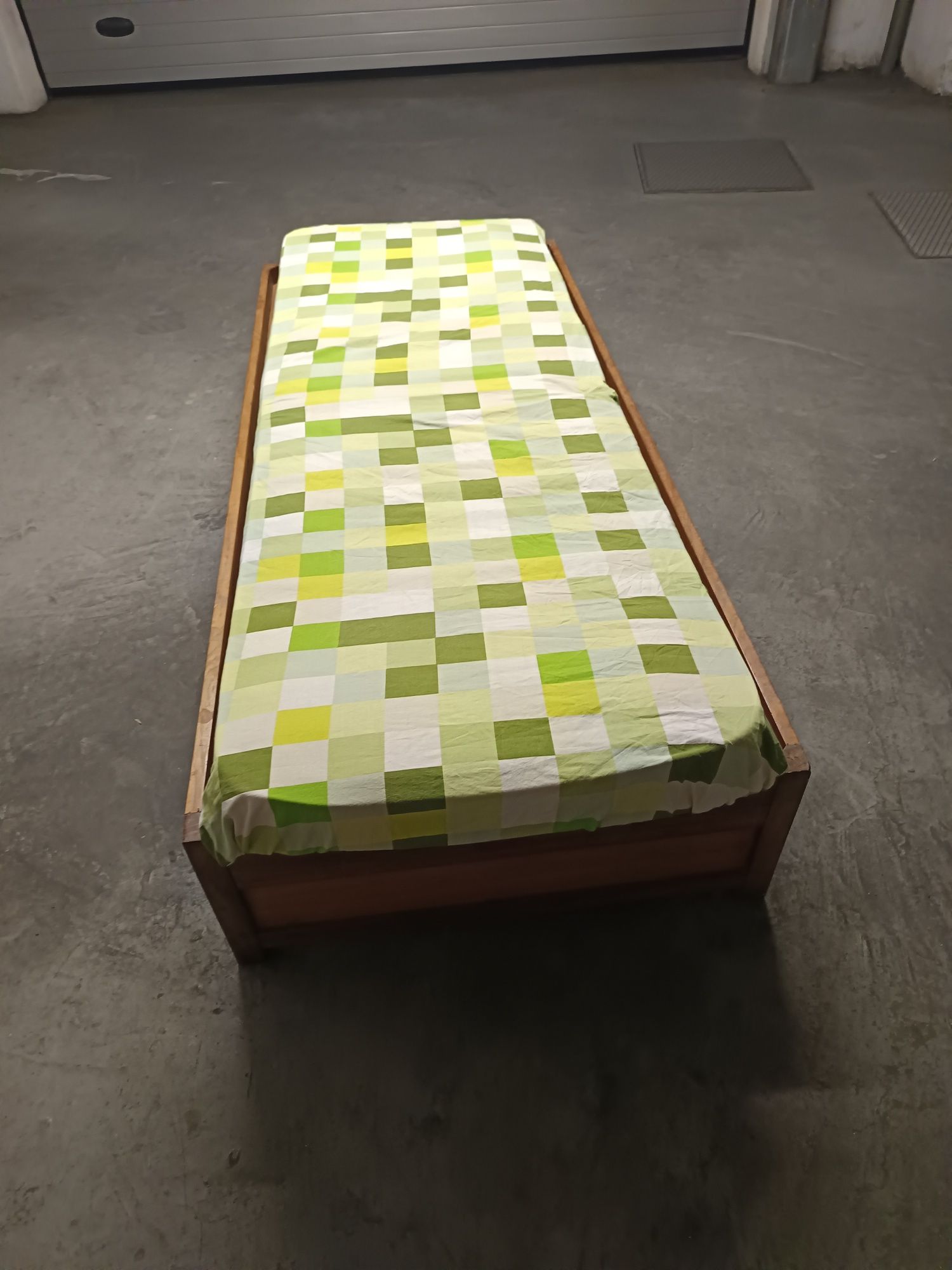 Cama de solteiro ou criança