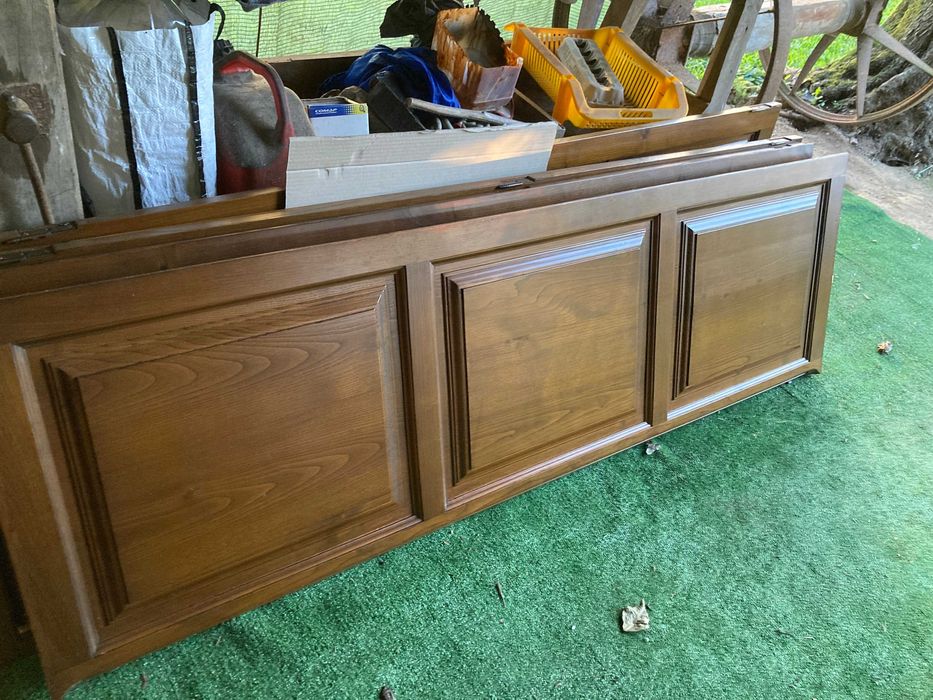 Mobília de quarto Luís Filipe com roupeiro em cerejeira