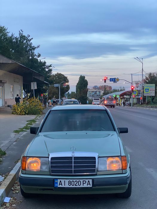 СРОЧНО!!! Продам мерседес w124