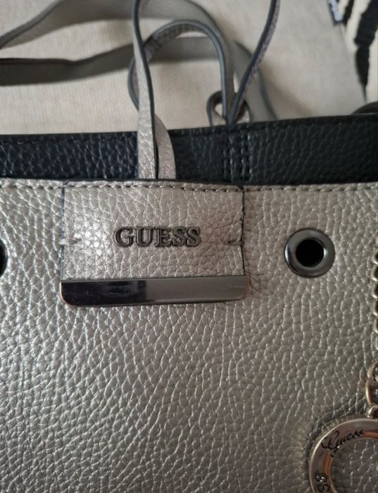 Guess torebka torba shopper na ramię srebrna czarna dwustronna