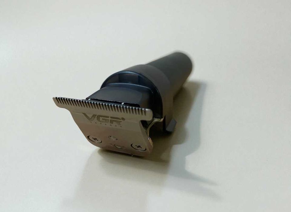 Машинка для стрижки аккумуляторная VGR V-186, триммер 4 в 1