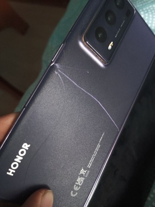 Honor Magic V2 Uszkodzony