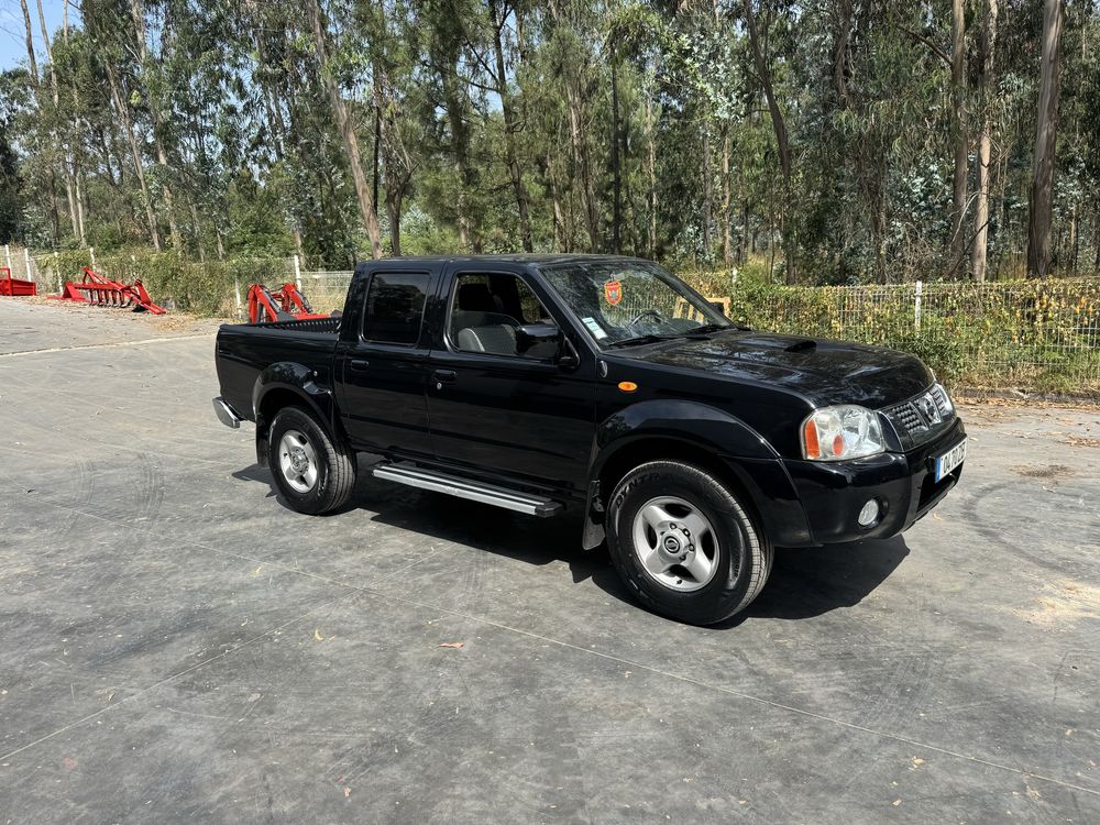 Nissan navara 2.5di