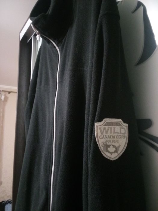 Кофта чоловіча в гарному стані