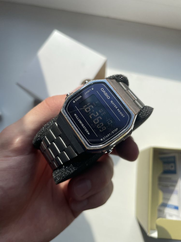 Годинник casio A168
