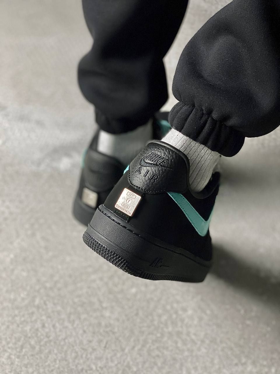 Nike Air Force 1 Low SP Tiffany And Co. 'BLACK/TIFFANY BLUE'