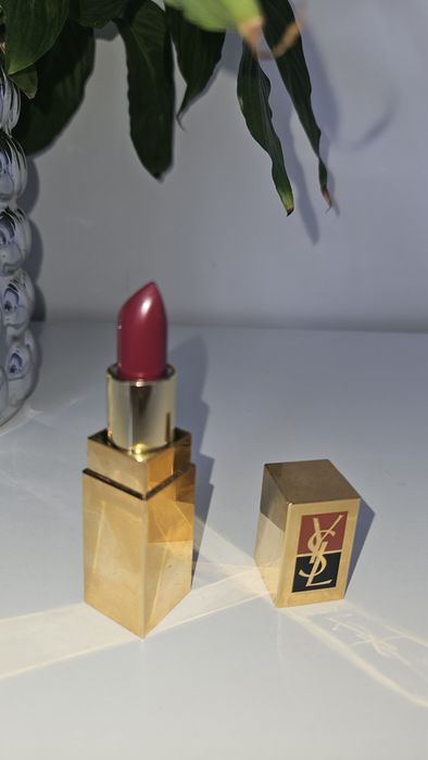 Pomadka Yves Saint Laurent