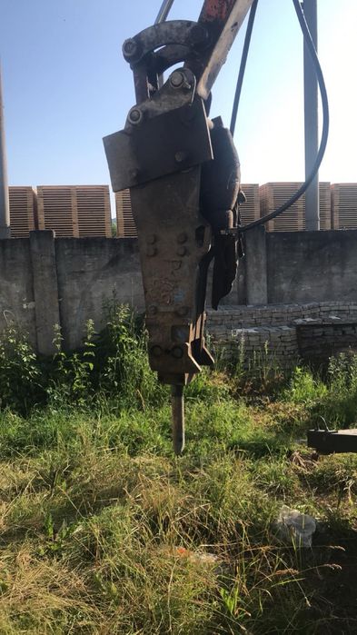 Гідро молот 100 кг 900