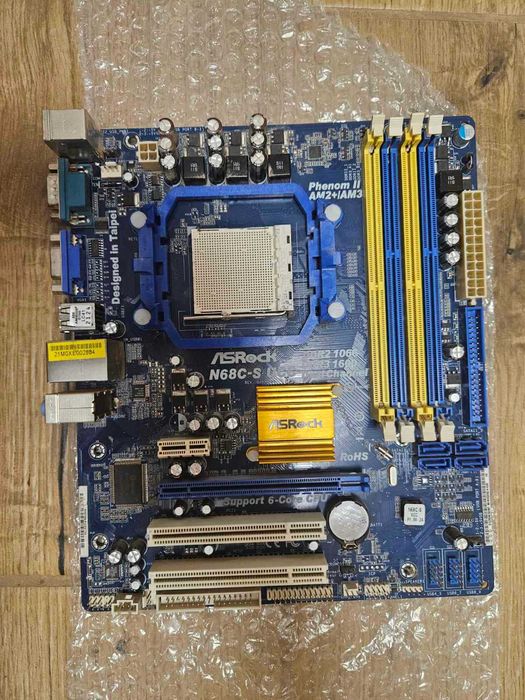 Материнська плата ASRock N68C-S UCC (Б/У)