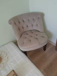 Fotel wygodny,rzadko  uzywany-nowy-drewniane niskie nozki  ,mysi kolor