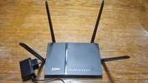 Router D-Link DIR-825