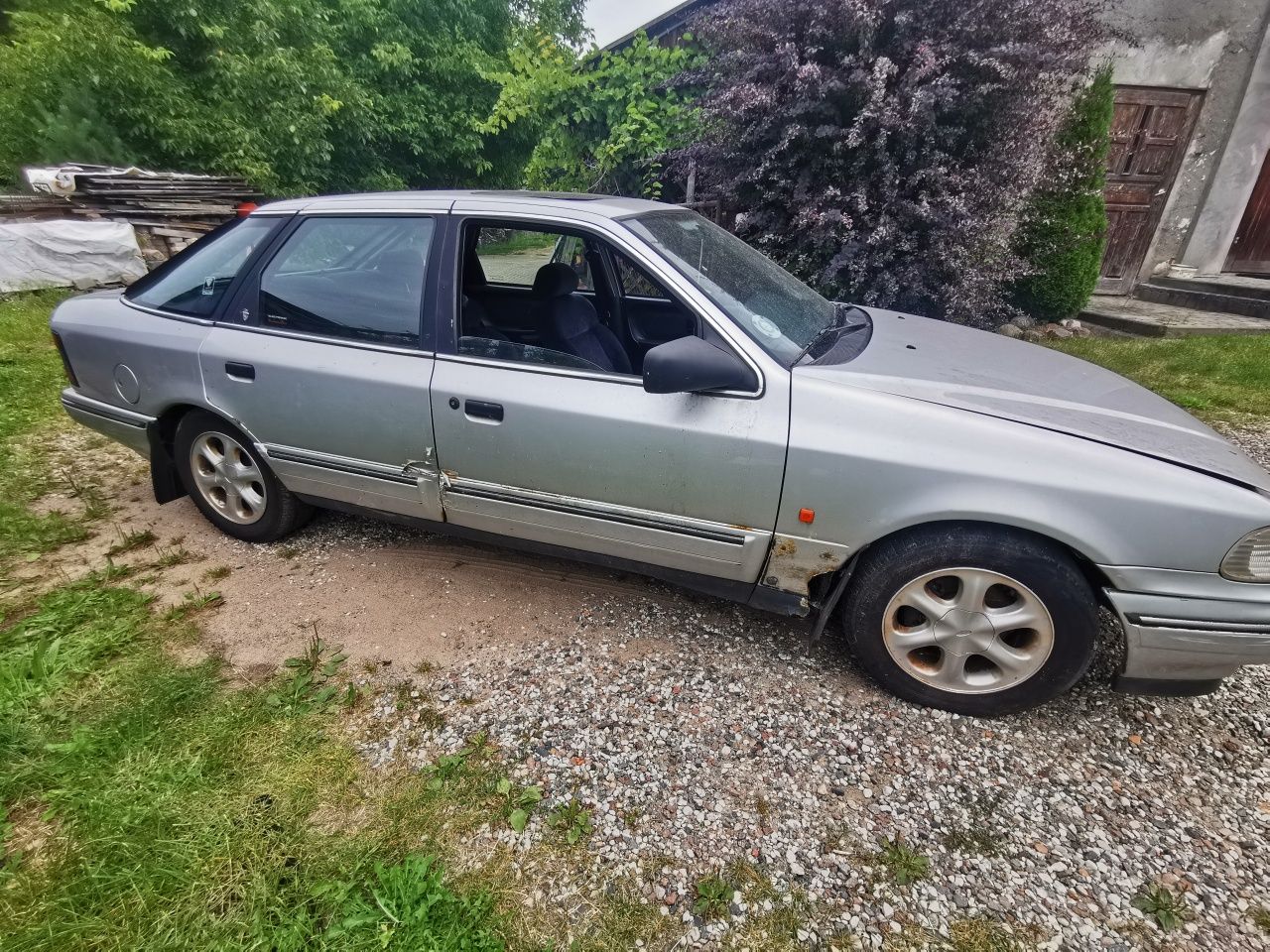 Ford Scorpio 2.9 V6 Ghia