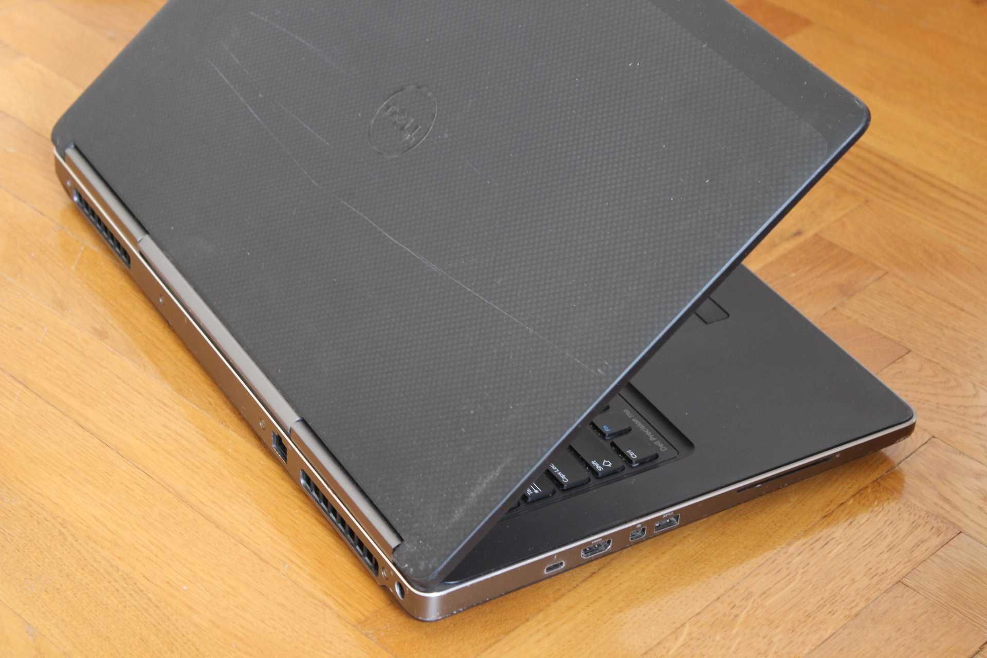 17.3 Dell Precision 7710 Xeon/IPS 4K/32Gb/NVMe 512Gb/nVidia m5000m 8Gb