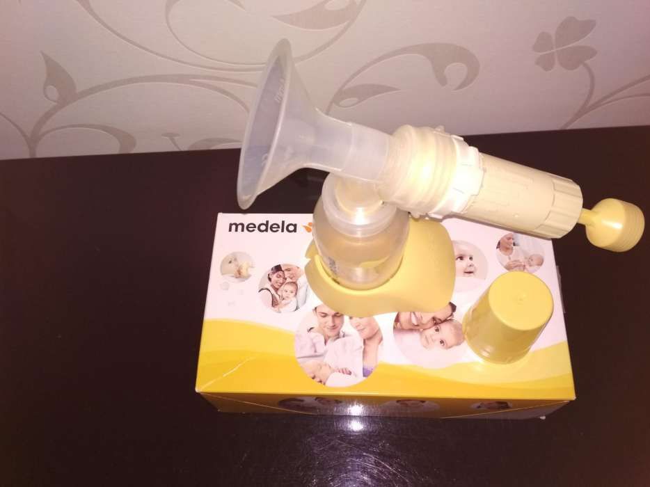 Продам молокоотсос фирмы Medela