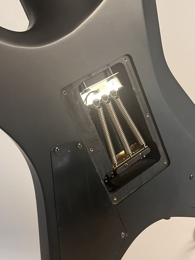 Ibanez XPTB620-BKF Iron Label Xiphos