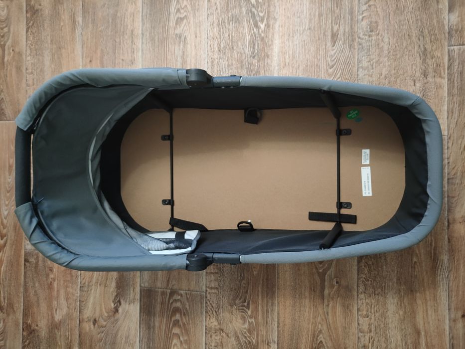 Gondola britax hard carrycot steel grey + dodatki