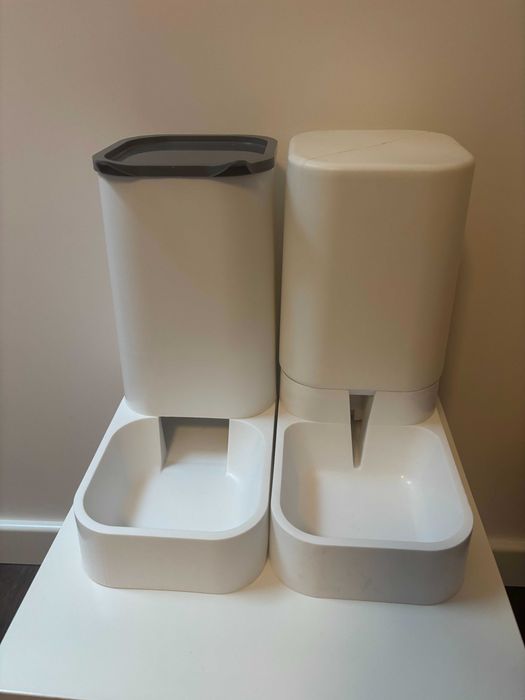 Podajniki na karmę i wodę dla psa/kota