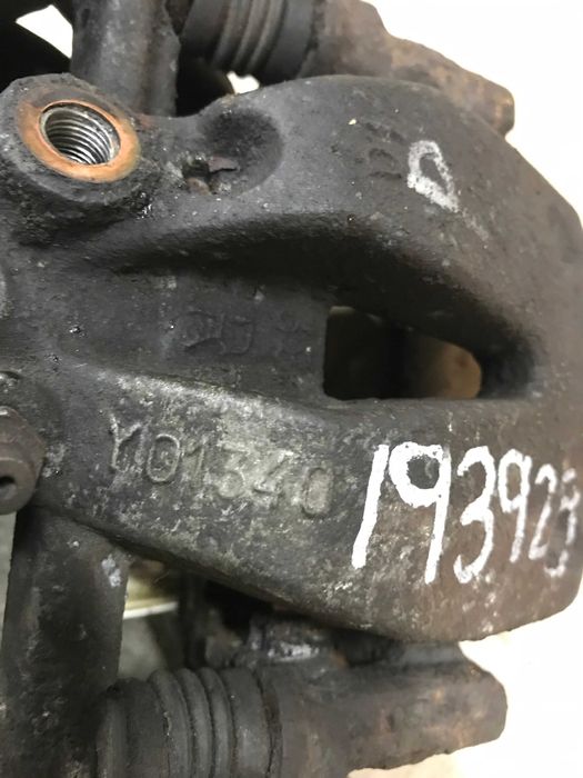 Суппорт супорт задній гальмівний Toyota Avensis T25 (2003-2008 р.в.).