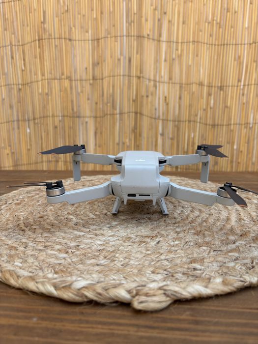 DJI Mini 2 Drone – Como Novo + Suporte de Aterragem