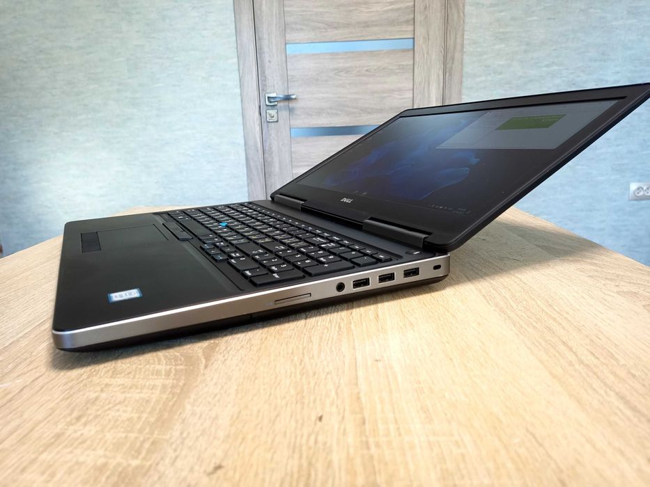 Ігровий Dell Precision 7510,E3-1505M,NVIDIA M2000-4GB,RAM 32GB/SSD 512