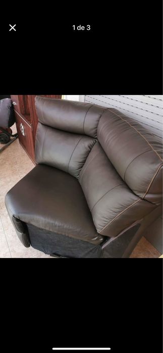 Sofa de pele castanho