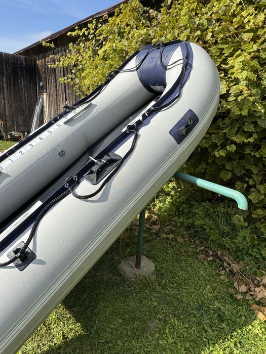 Sprzedam lub zamienie na mniejszy ponton