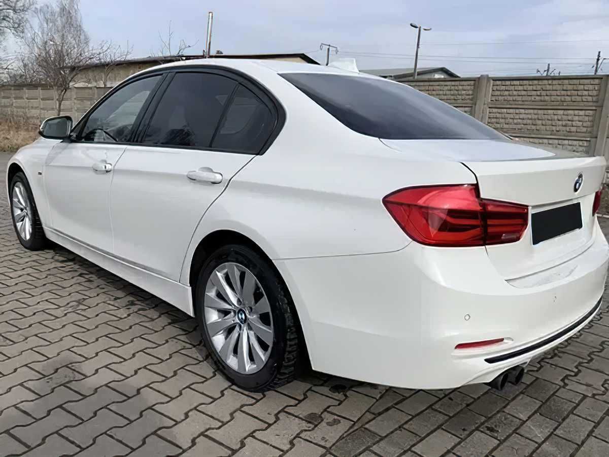 BMW Seria 3 320i Sport Line sport