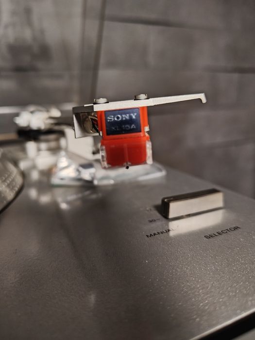 Sony PS-T33 Direct Drive W pełni automatyczny gramofon  
Son