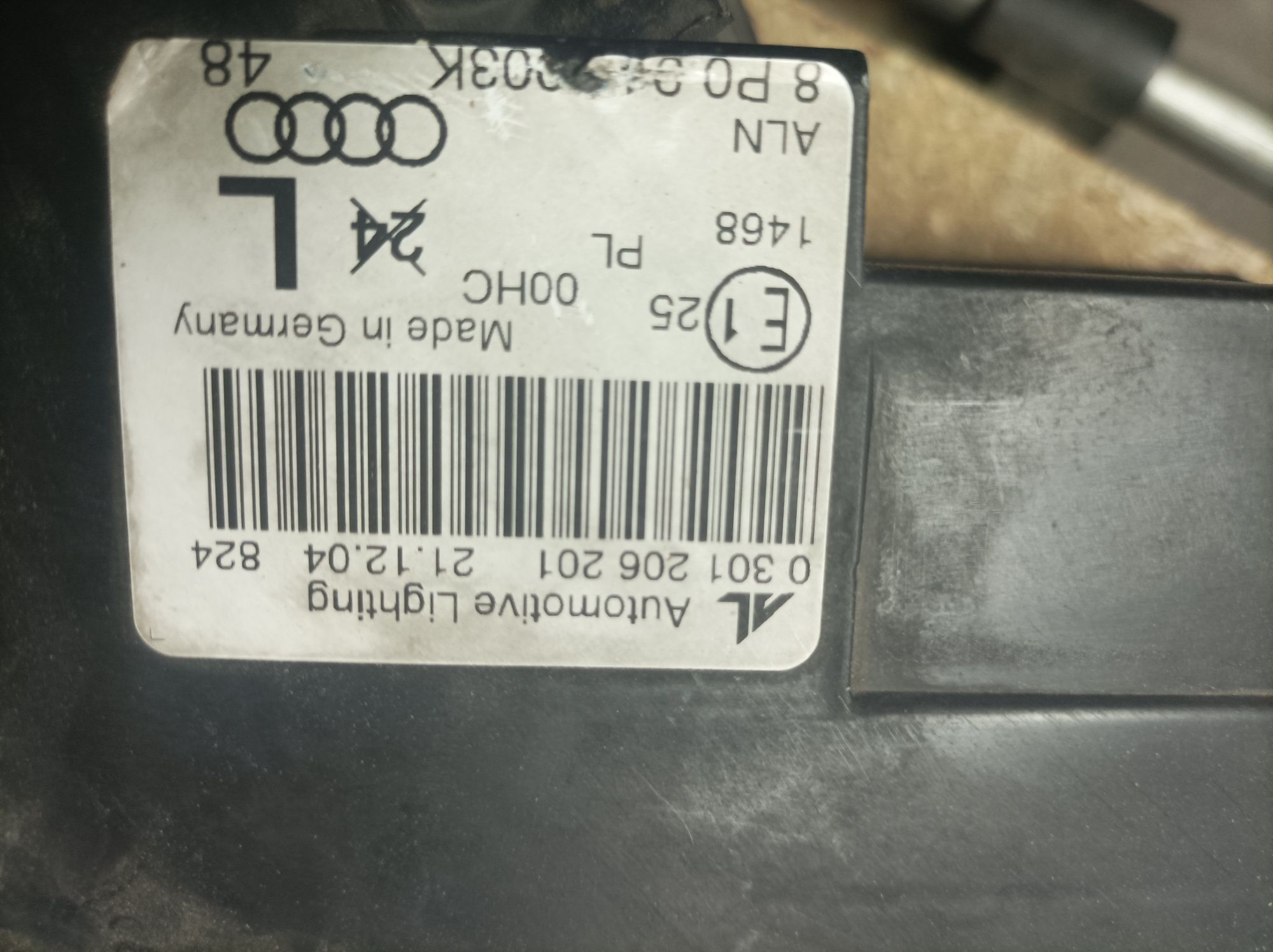 Lampa audi a3 8P 2005r. europa