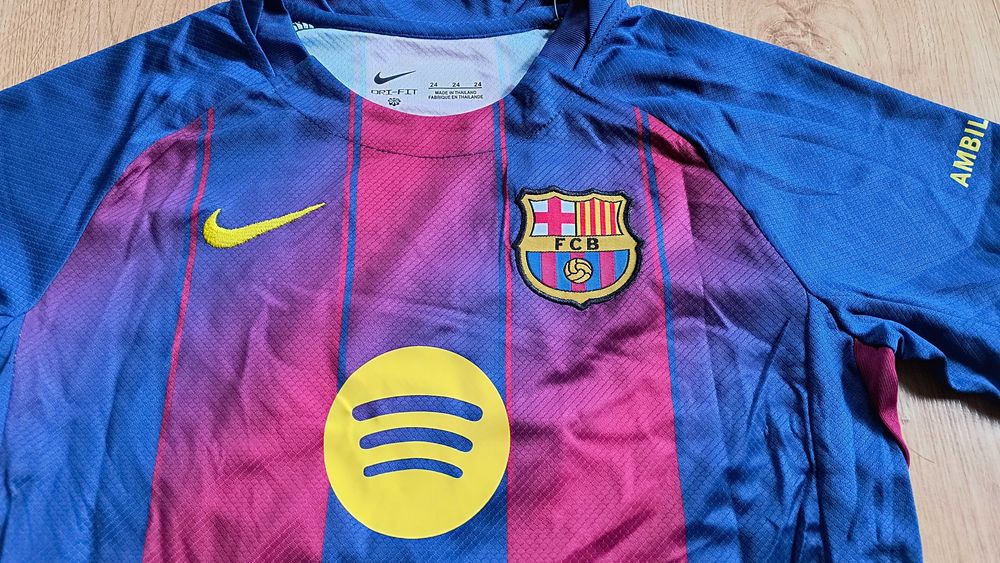 Nowy komplet dziecięcy FC Barcelona Lamine Yamal roz. 145-156cm