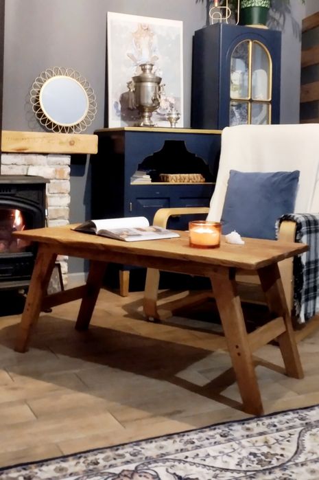 Стіл з дуба в скандинавському стилі