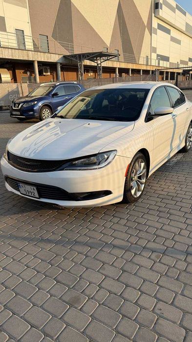 Продам авто Chrysler 200 Sport версія