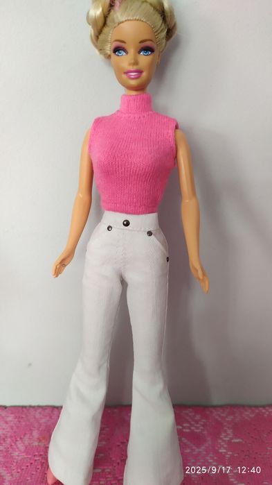 Ubrania dla Barbie z lat 90