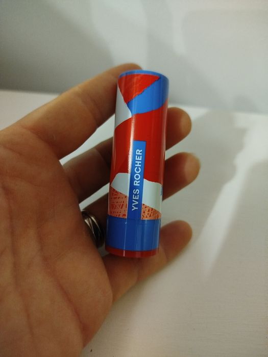 Batom Yves Rocher rouge elixir acetinado vermelho