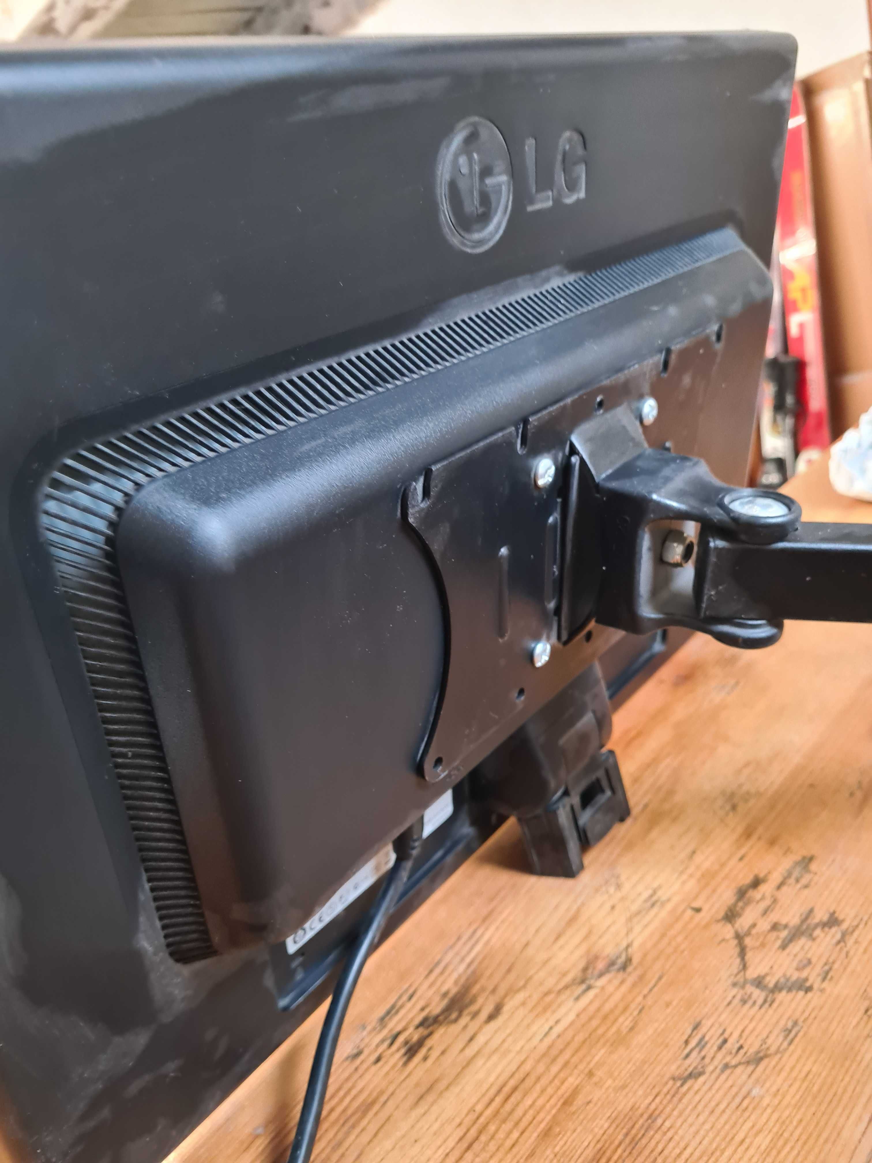 Monitor LG 22 cale