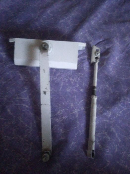 Доводчик дверной