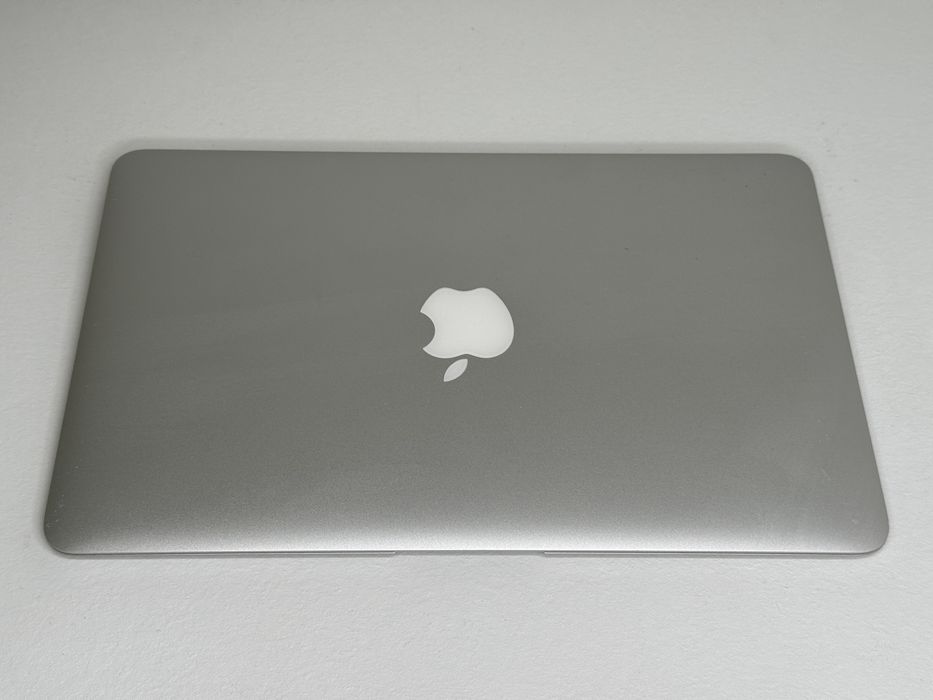 MacBook Air 11 (A1465) - 2012 - i5/8GB/256GB - faktura VAT 23%