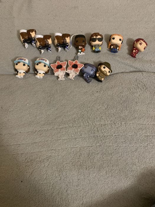 Фігурки кіндер джой „Дивні дива»