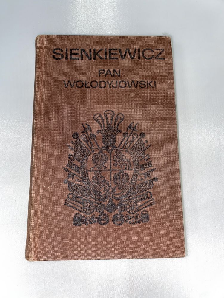 Komplet 9 książek sienkiewicz monika szwaja grzegorzewska tom clancy