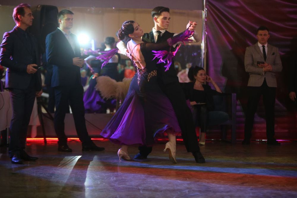 Сукня для бальних танців Стандарт