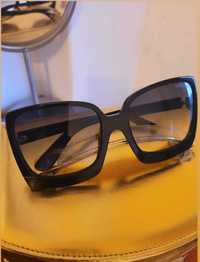 Óculos de sol Tom Ford femininos.