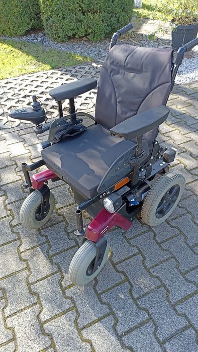Wózek inwalidzki elektryczny Ottobock Juvo B4