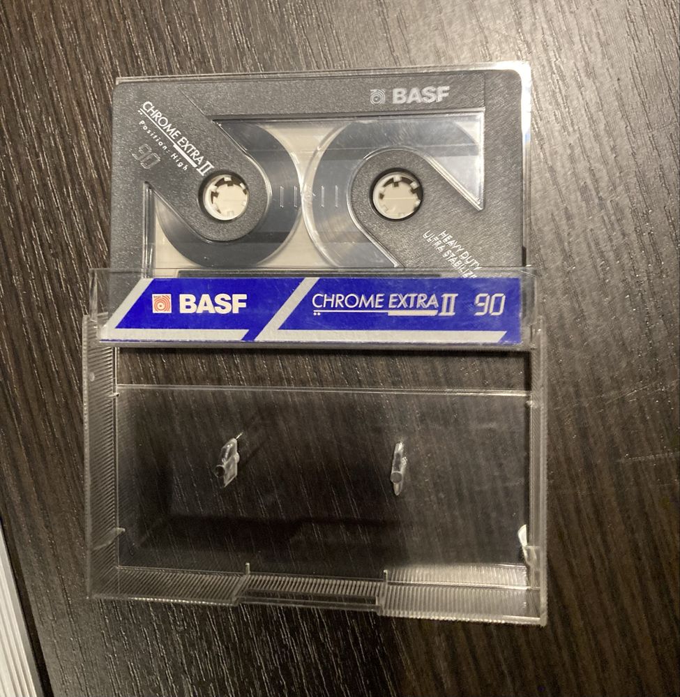 Magnetofon TOSHIBA PC-25