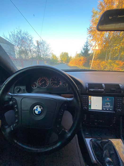 Продам BMW e39 2.5 бензин
